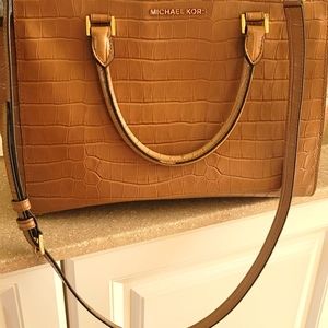 Michael kors purse